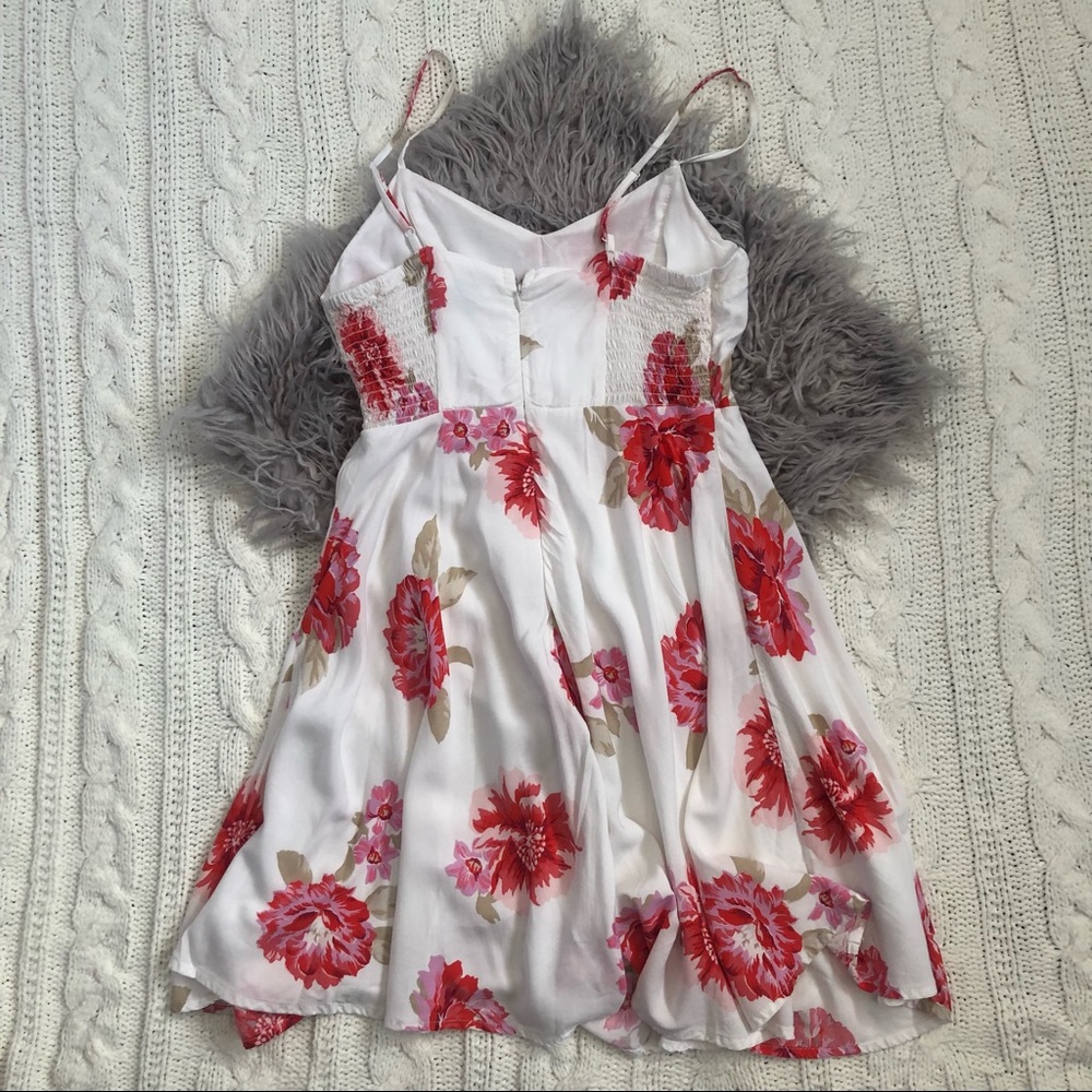 Old Navy MP white floral mini dress - Picture 2 of 11